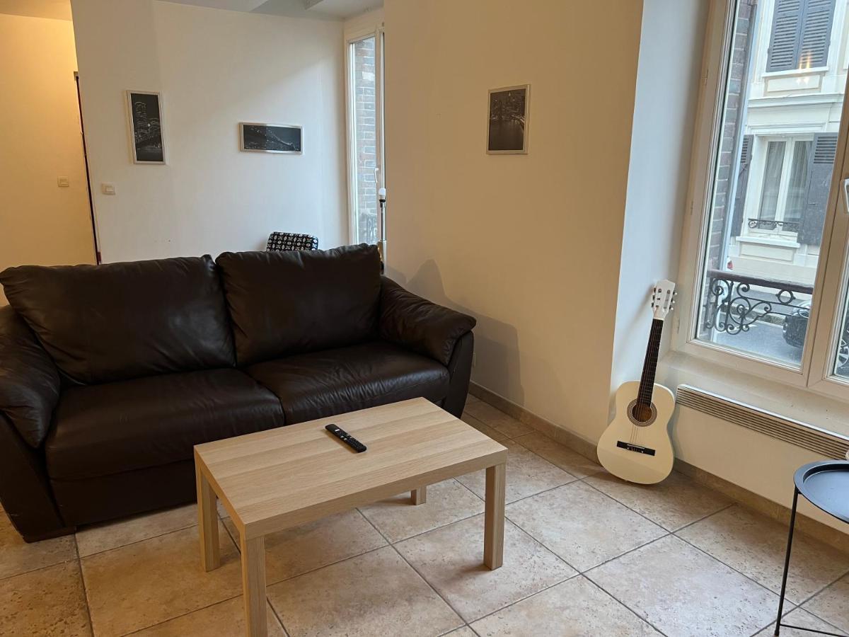 蒙特罗福约讷Le Relais De Saint Loup 1 A 66 Personnes公寓 外观 照片