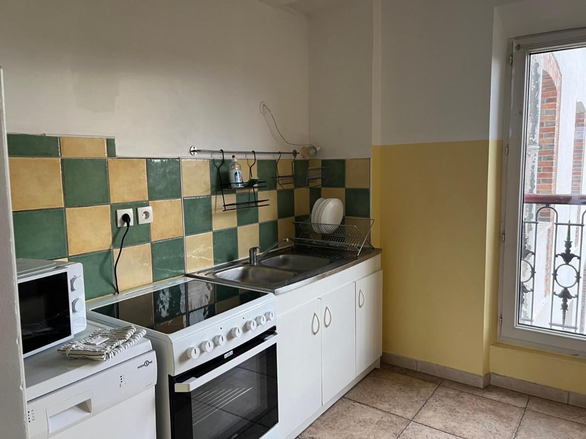 蒙特罗福约讷Le Relais De Saint Loup 1 A 66 Personnes公寓 外观 照片